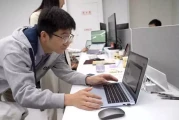 人工神经网络：诺贝尔奖背后的智能革命，从数学公式到颠覆未来