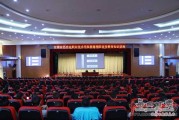 这所被花海与湖泊环绕的学校，凭啥成了企业的“人才仓库”？